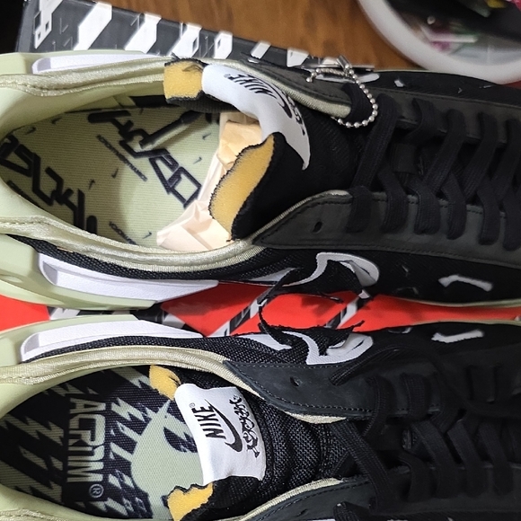 Nike Blazer Low in Black, White, and Olive - Picture 4 of 10